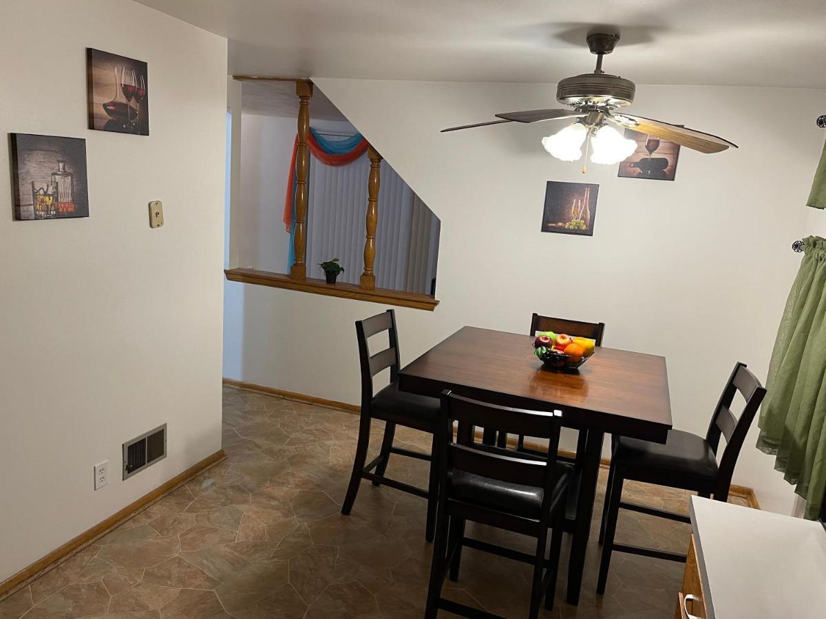 Elite Casa Collection -Free Coffee, Parking, And Wi-Fi Apartment Milwaukee Exterior foto